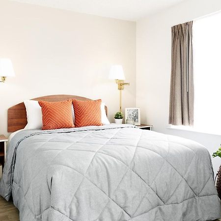 Intown Suites Extended Stay North Charleston Sc - Rivers Ave Esterno foto